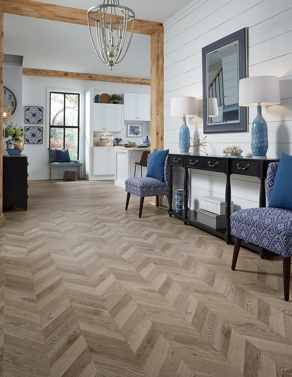 Laminate flooring in a walkroom